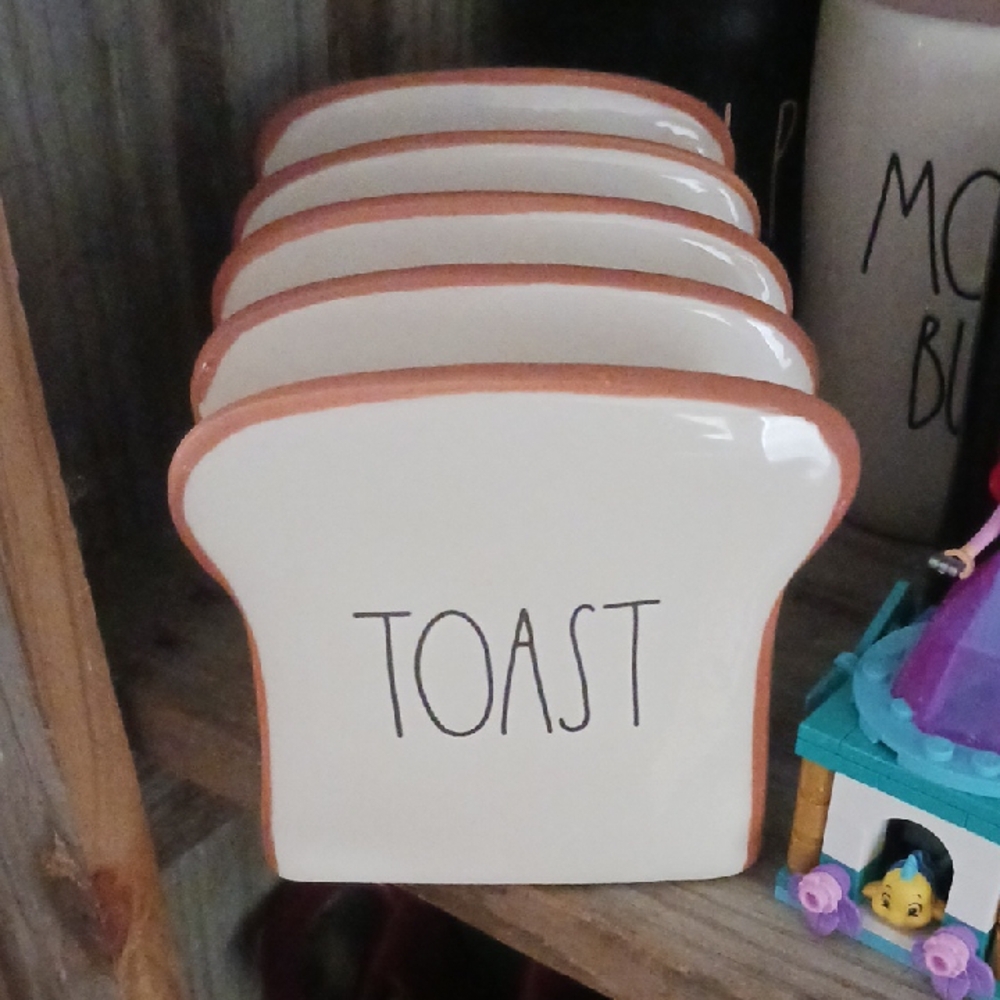 Rae Dunn Toast Plate Set - Cream and Tan